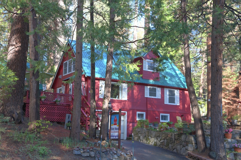 Elliott House Bed and Breakfast 56/67