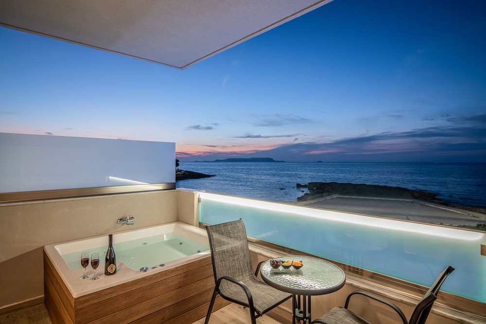 Ebenus Suites (Adults Only) by Checkin 38/41