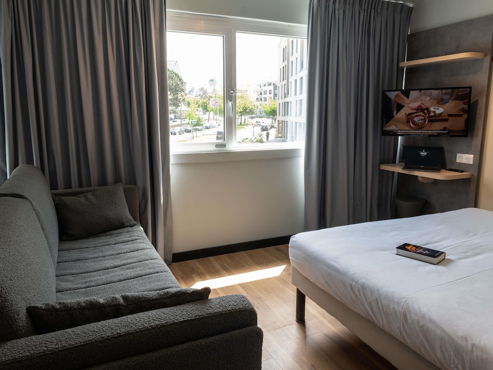 Room, 1 Double and 2 Bunk Beds, Accessible