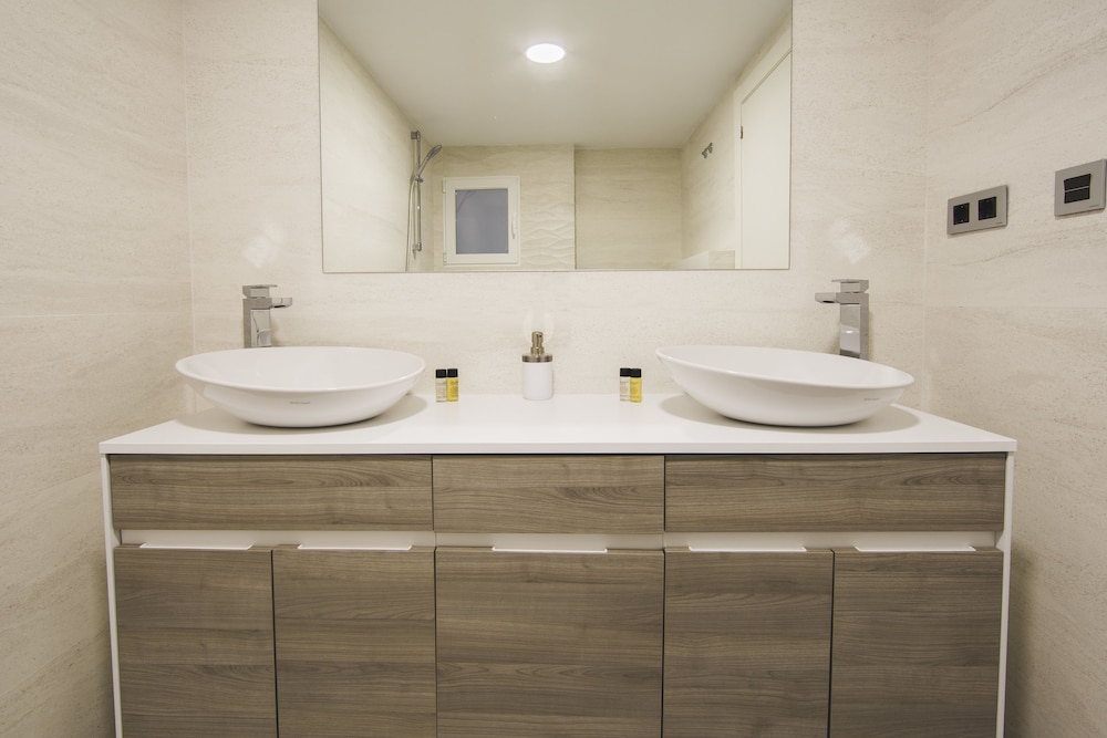 Hq Rooms San Vicente 32/33