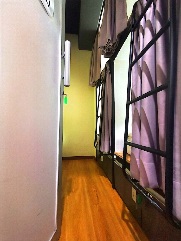 Sleepbox Hotel 15/50