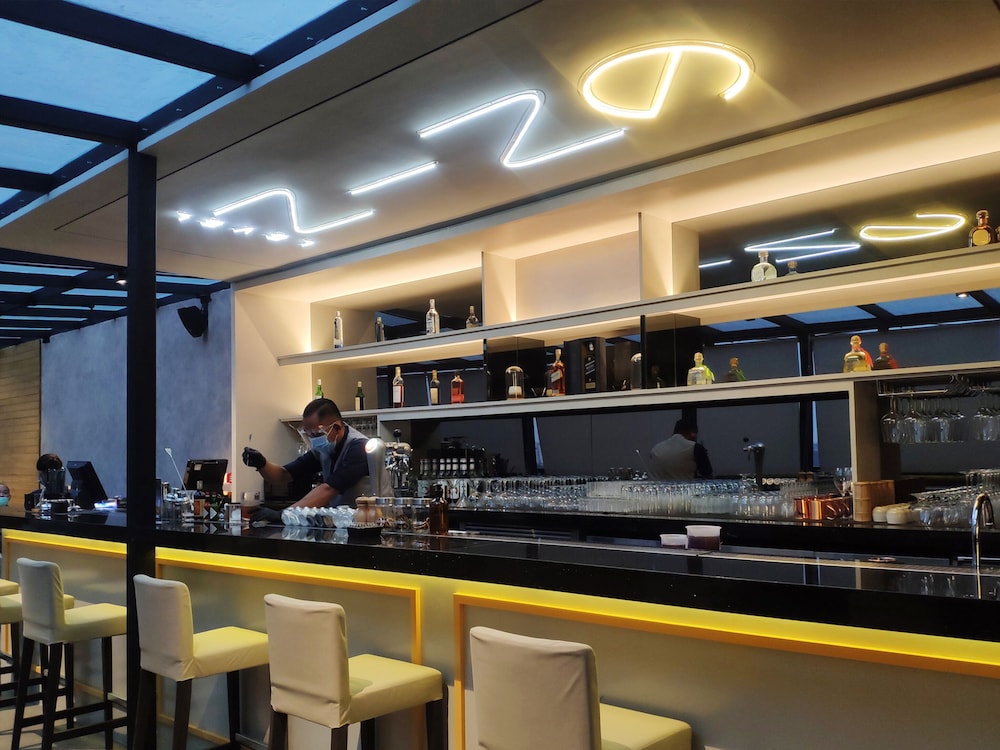 Erian Hotel 30/50