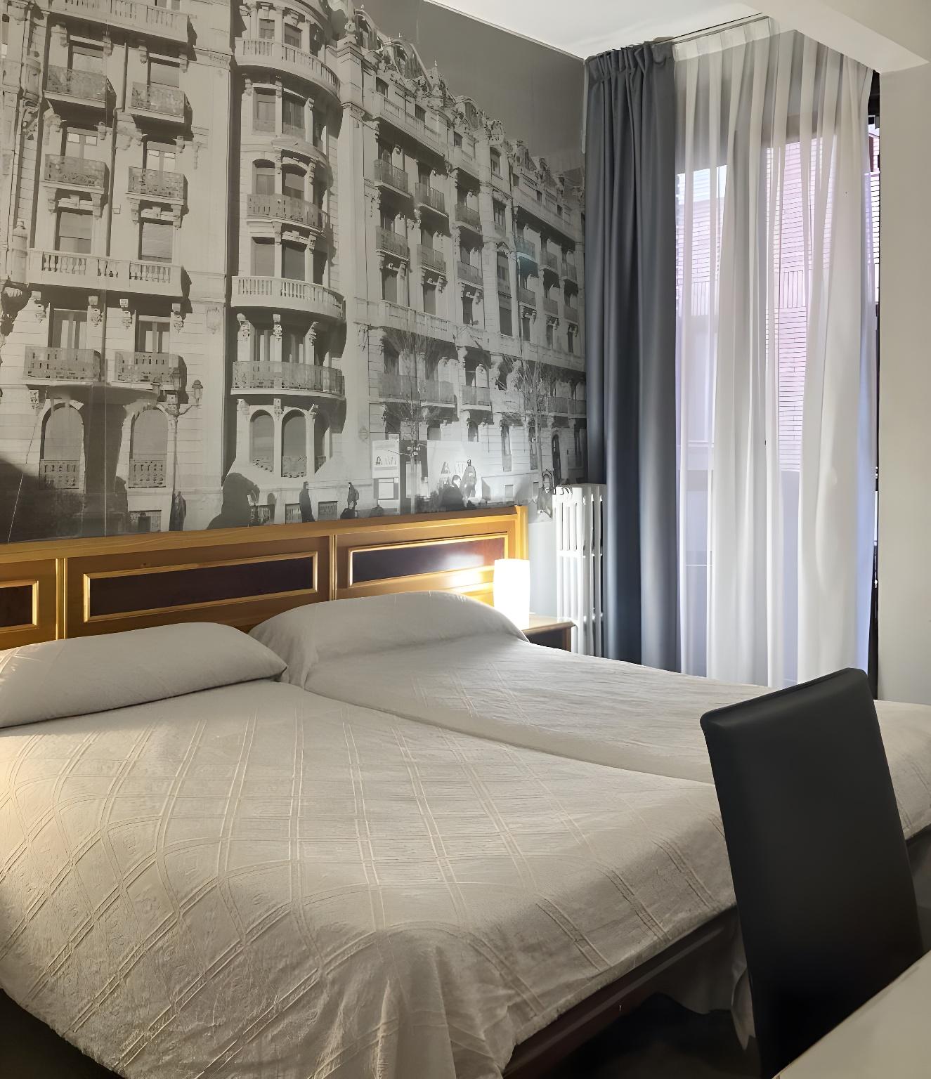 Standard, Double Bed