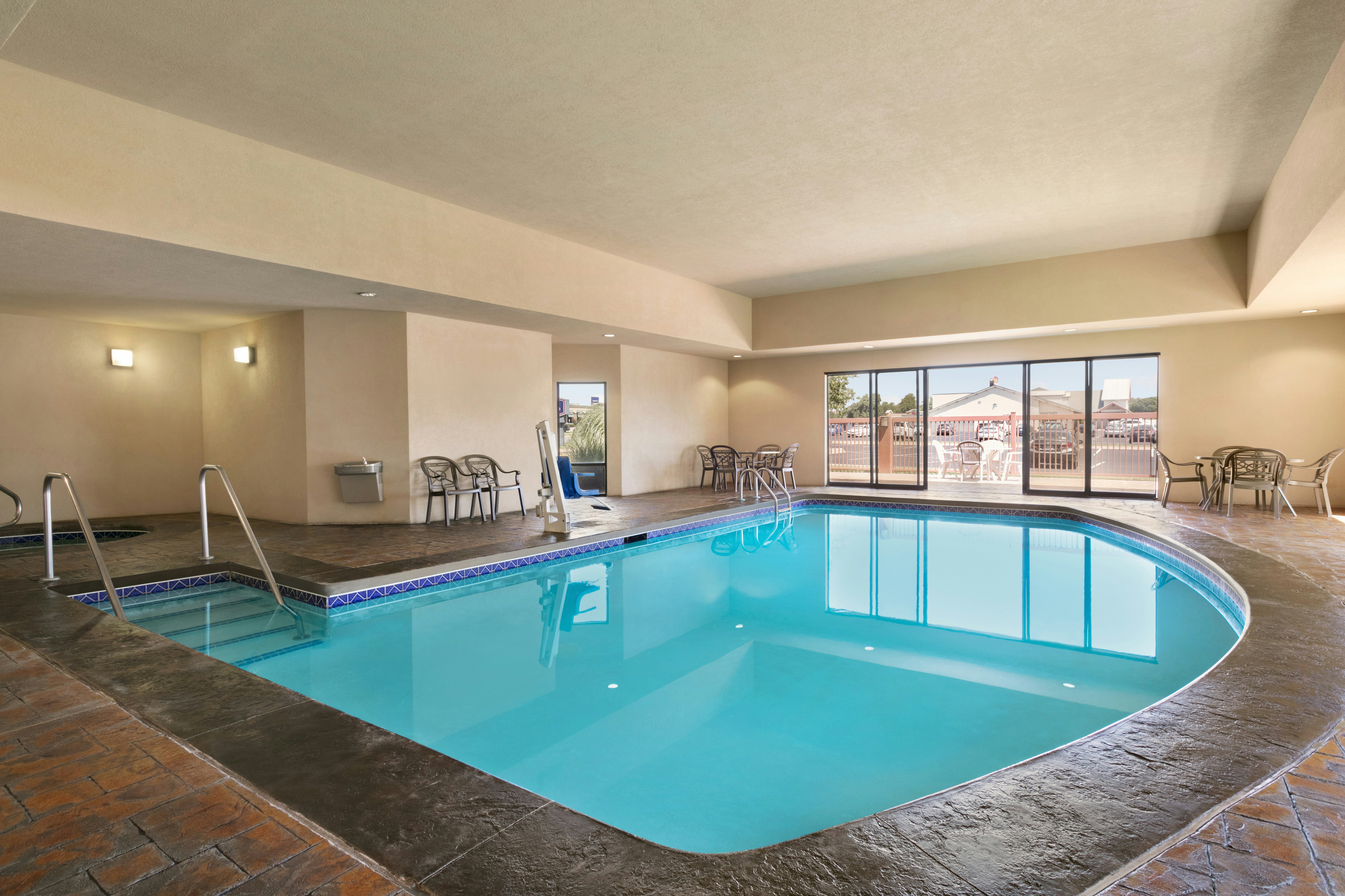 Hampton Inn and Suites Lawton 23/41