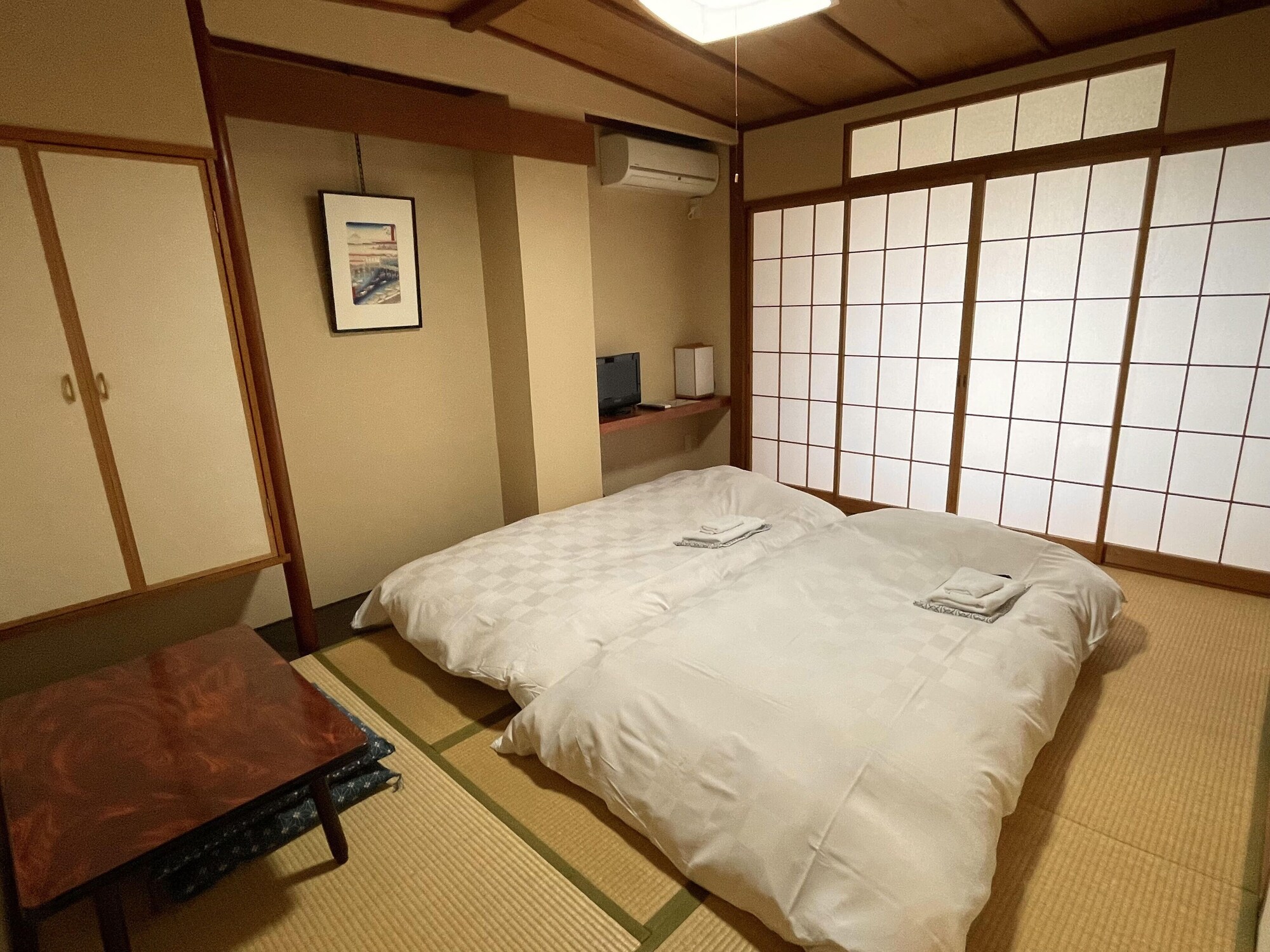 JAPANESE, STANDARD, TWIN BEDS