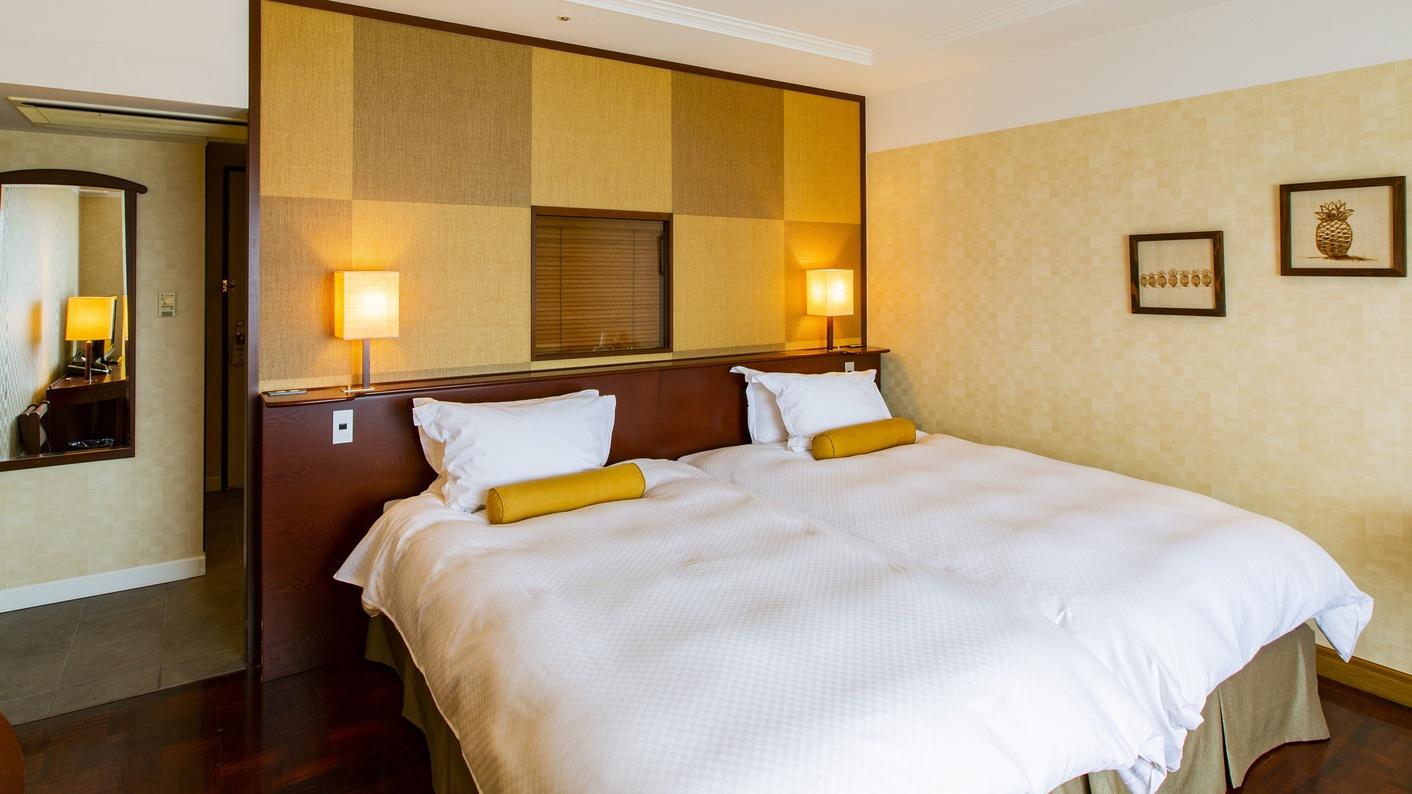 Executive, Twin Beds, East Wing