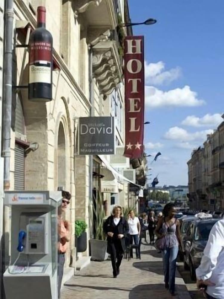 Hotel De l Opera 42/45