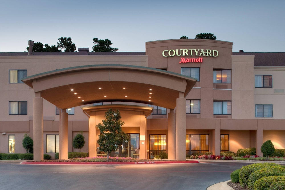 Courtyard Texarkana 3/56