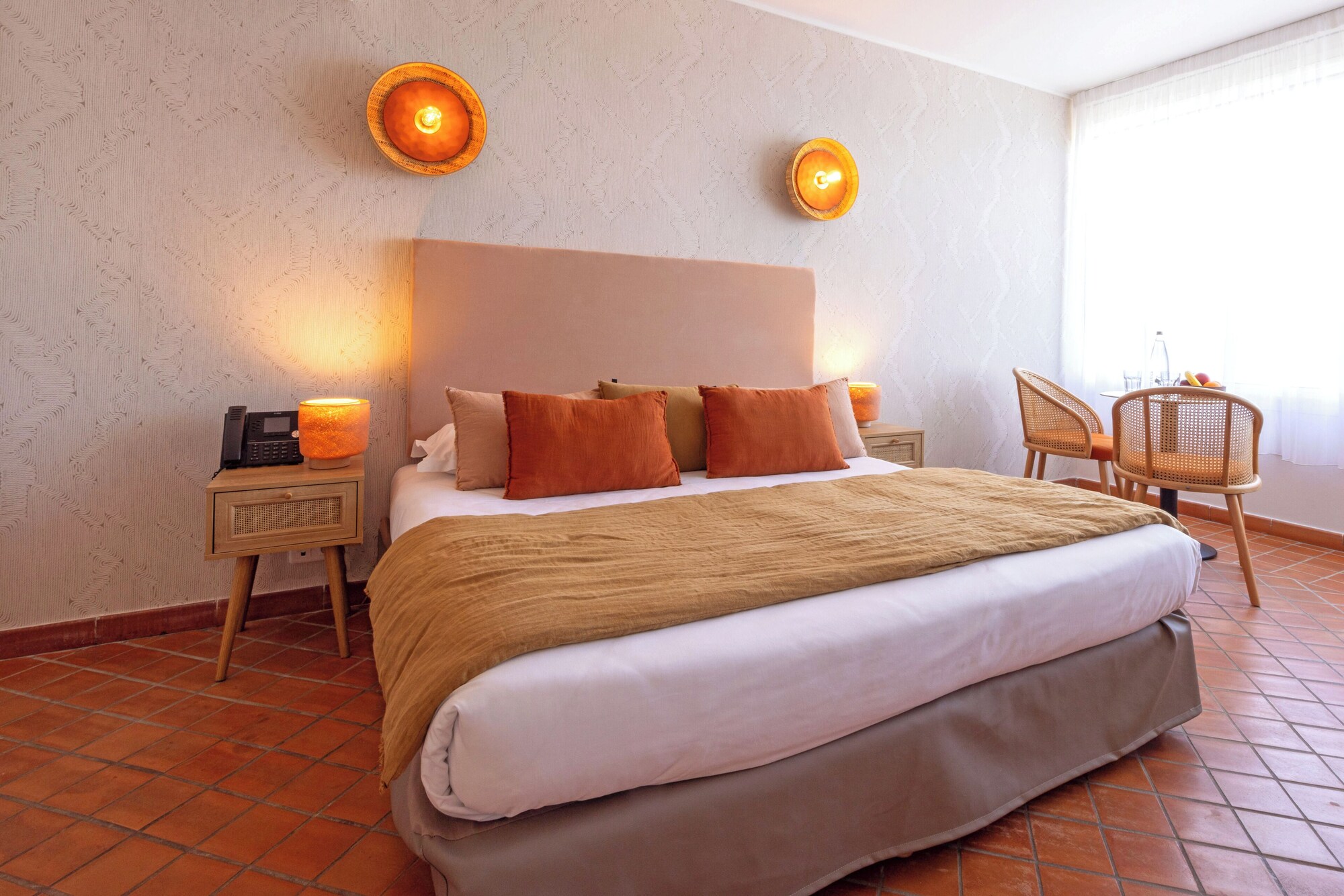 Privilege, Suite, 1 Queen and 1 Single Bed, Sea View, No Balcony، Le Saint Erasme 3/5