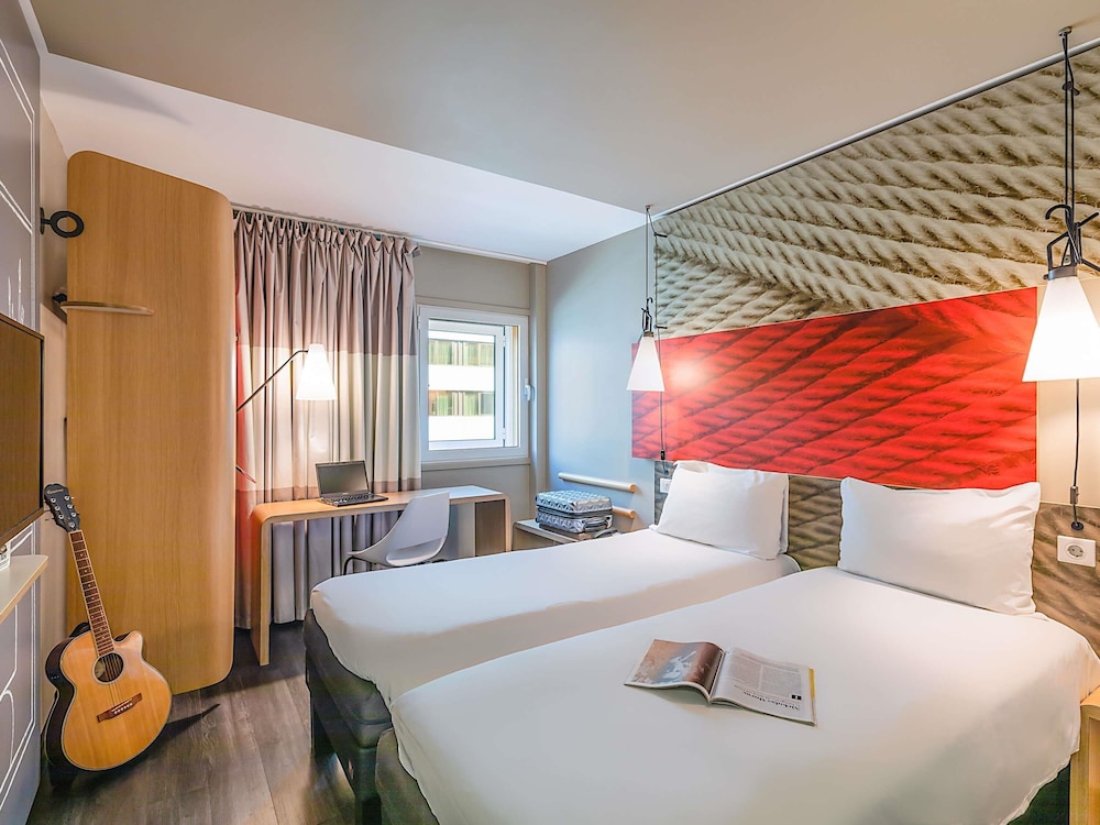 Ibis Lisboa Liberdade 14/45