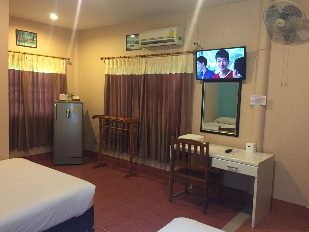 Baan Ing Khao Resort 24/50