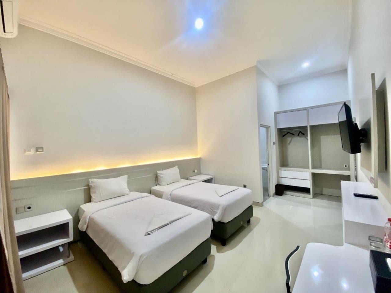 El Malik Hotel Sumenep 9/28