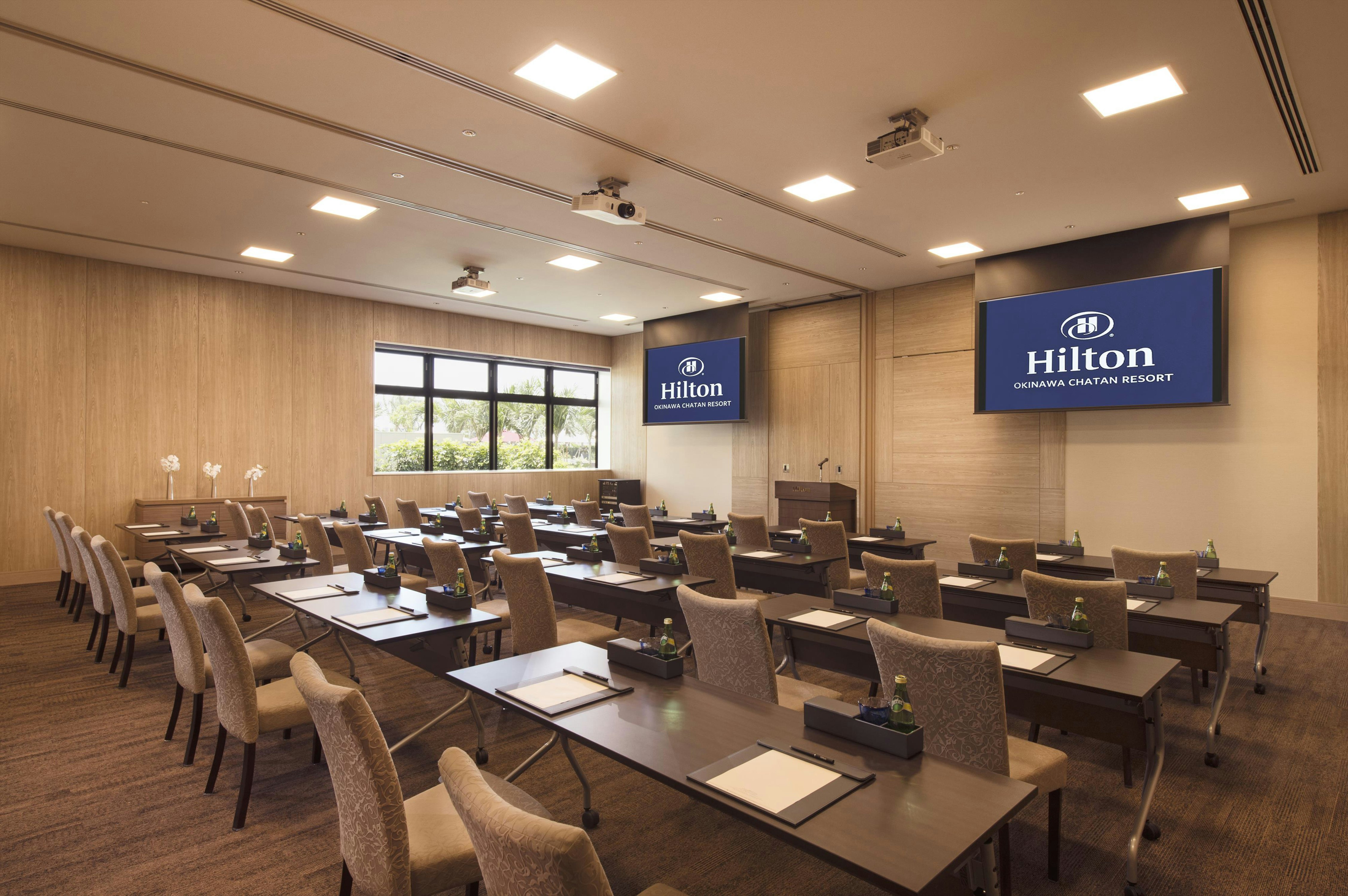 Hilton Okinawa Chatan Resort 66/77