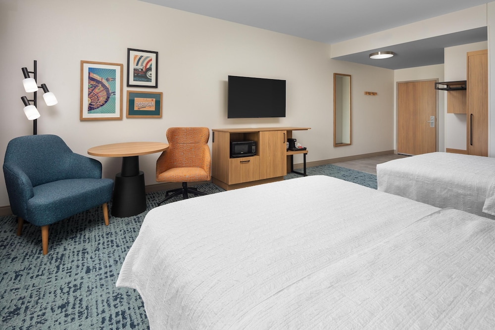 Hampton Inn by Hilton Grand Island Medical Center 17/42
