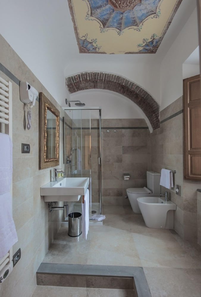 Relais Corte Rodeschi 50/50