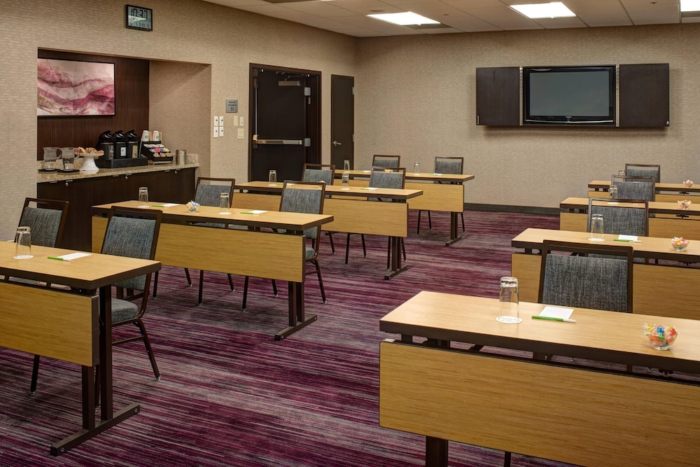 Courtyard by Marriott Des Moines West Clive 42/48