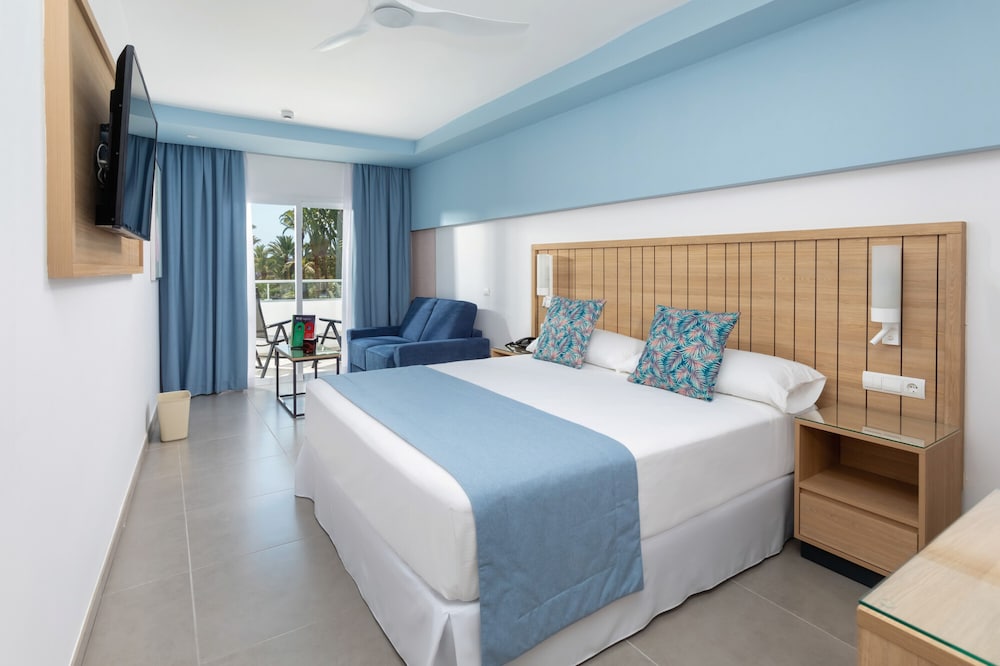 GRAND, DOUBLE BED, BALCONY