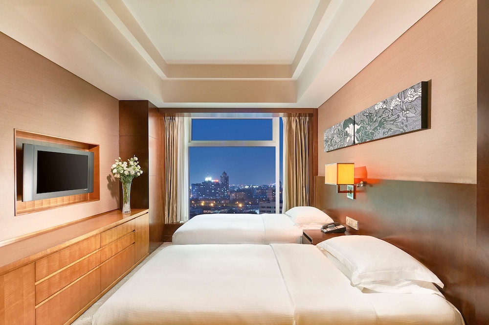 Executive, Suite, King Bed, Executive Lounge Access