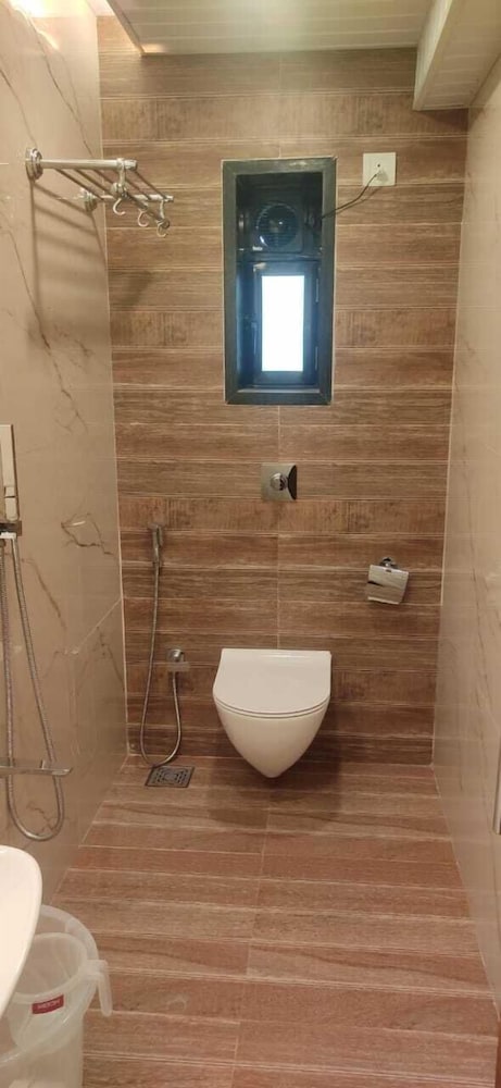 Hotel Ashwin 35/35