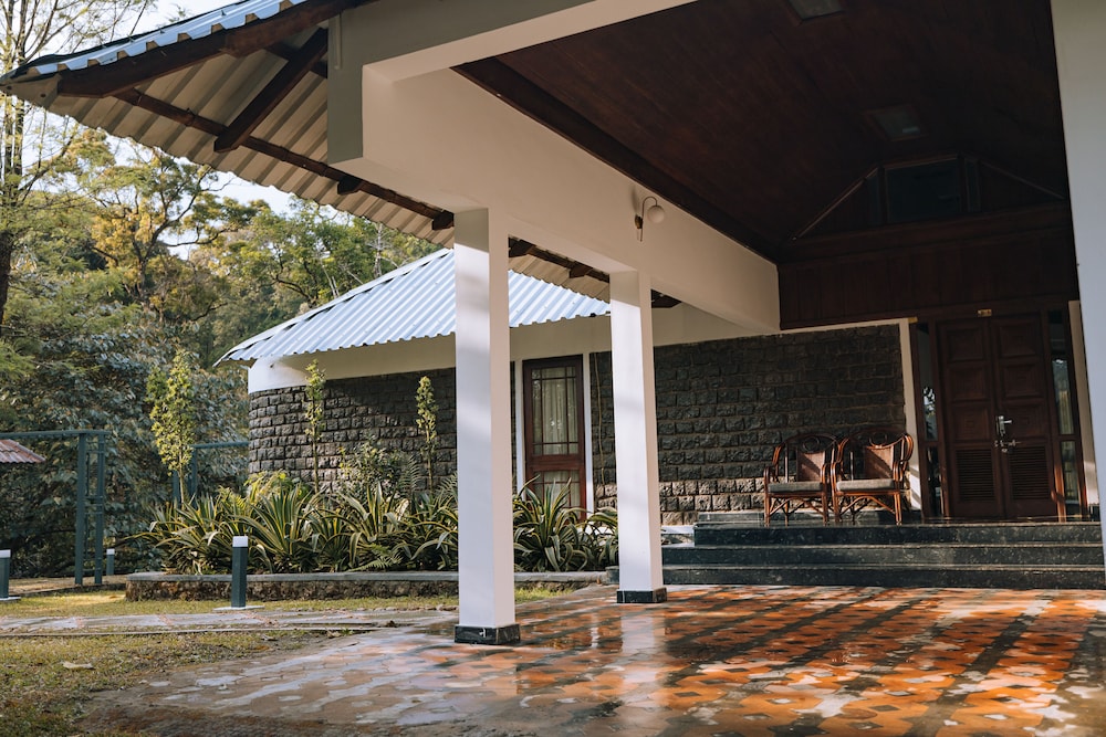 Elixir Woods Resort And Spa 6/49
