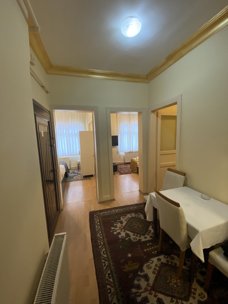 Mehmet Bey Hotel 39/70