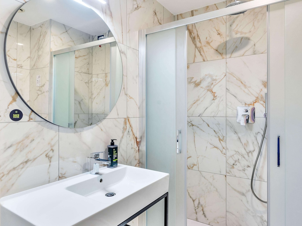 غرفة مزدوجة سوبيريور، B&B Hotel Milano Aosta 9/10