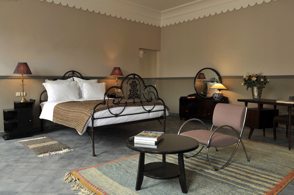Hotel L'Iglesia 40/50