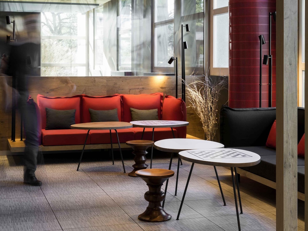 IBIS GENEVE AEROPORT 46/66