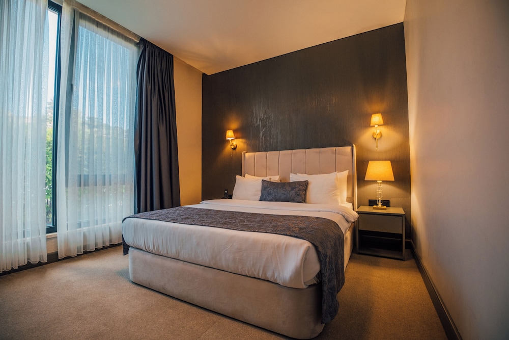 Del Lago Luxury Hotel By Saracoglu 5/49