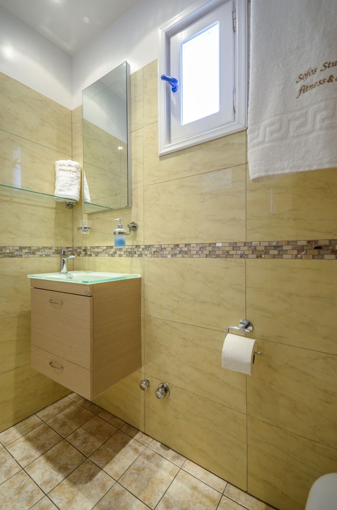 Sofos Studios Fitness & Spa 38/38