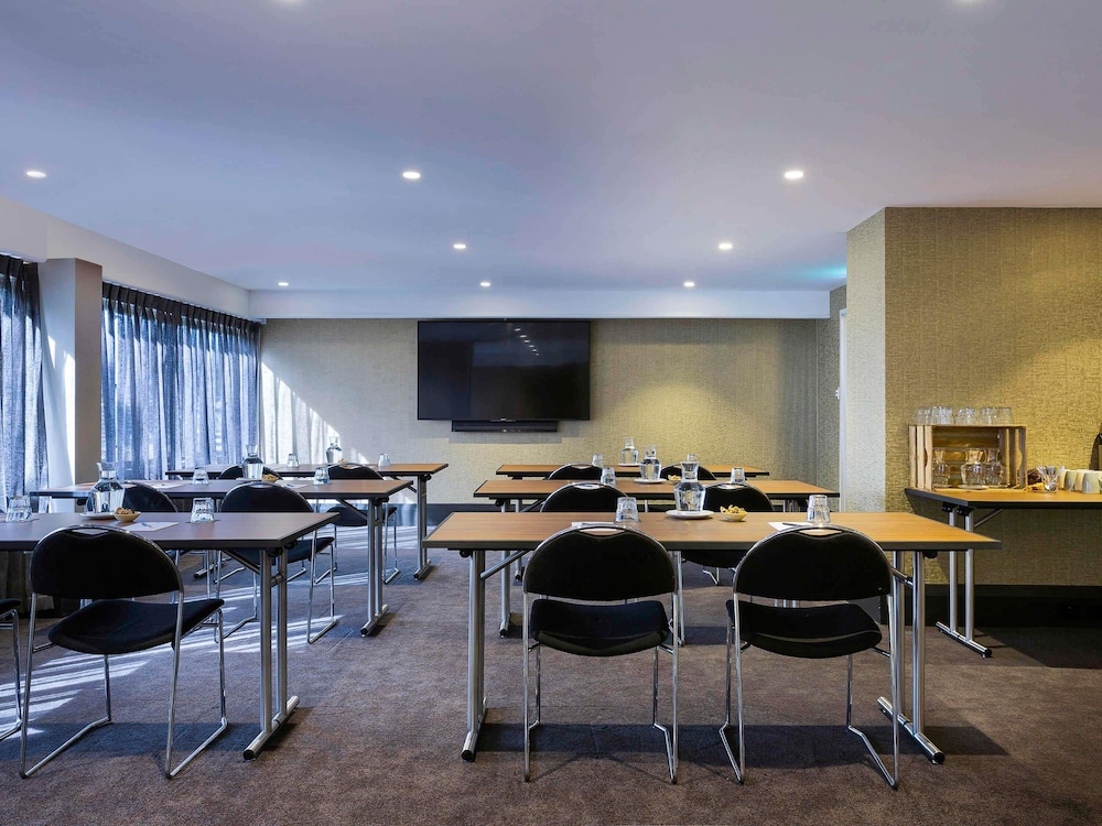 Movenpick Hotel Wellington 55/62