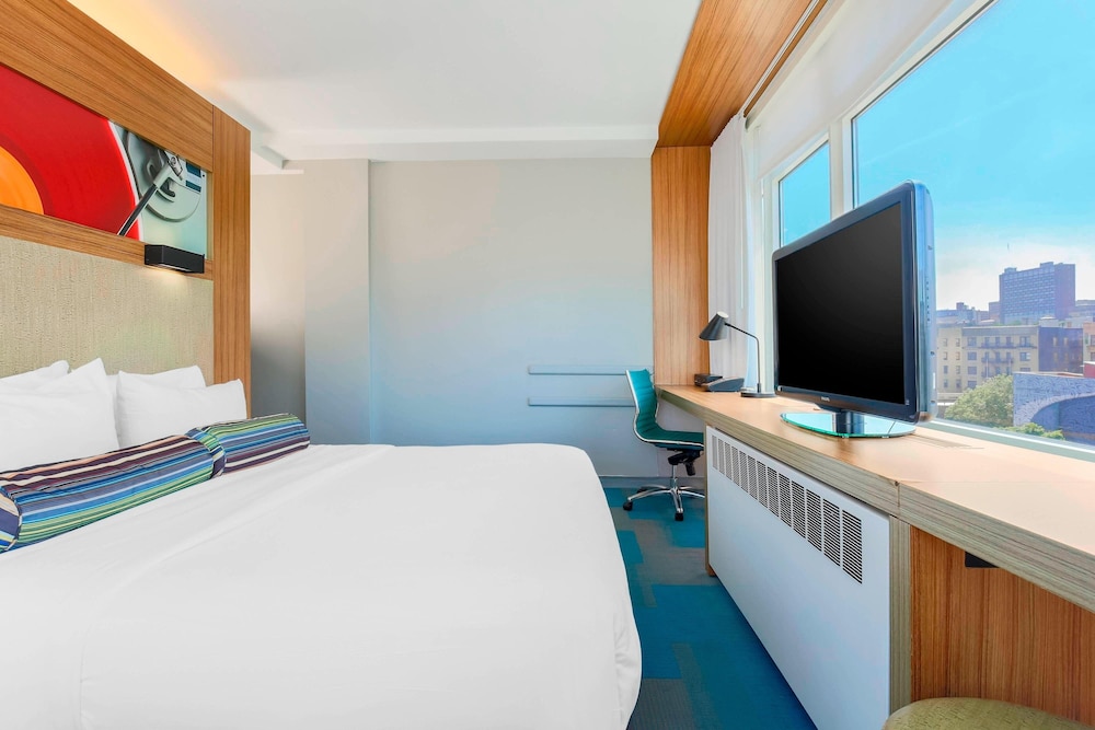 Room at Aloft Harlem Hotel, NEW YORK - NY