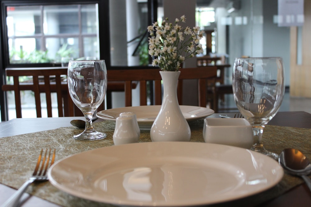 Grand Laguna Hotel And Villa 15/34