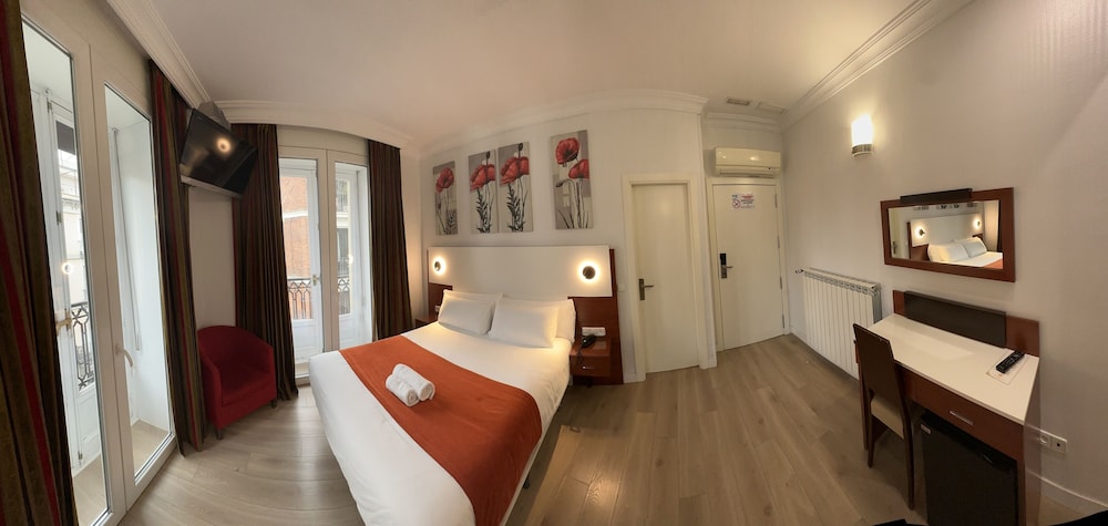 Hostal Sol Square Madrid 11/50