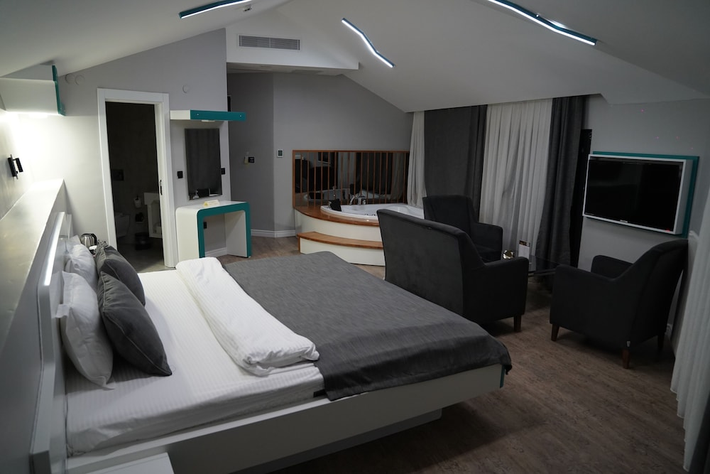 Midis Otel 16/50