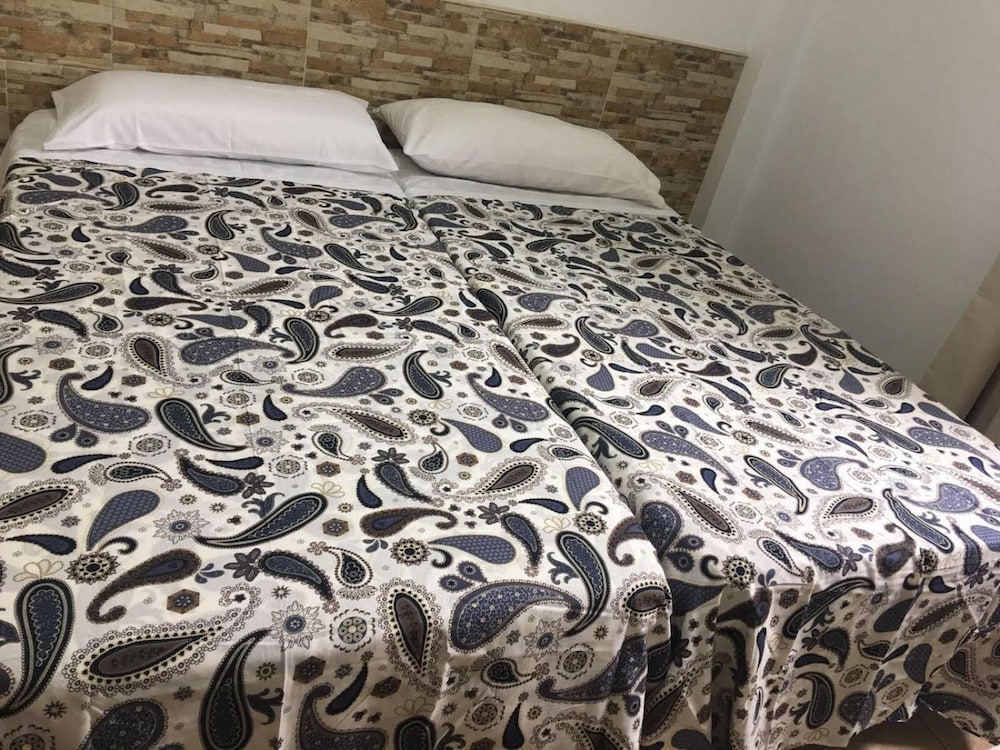 Residencia Cardona 43/57