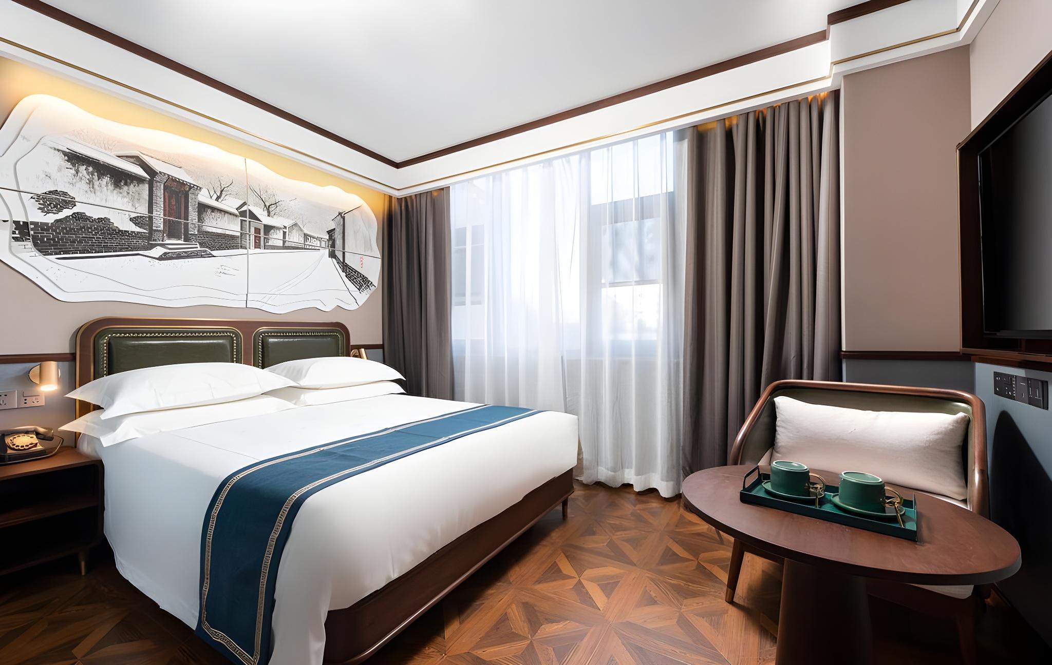 Cozy, Smart, Double Bed