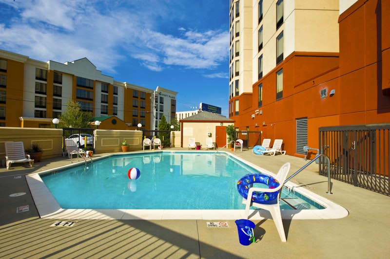 Hampton Inn Suites Atlanta Airport North I85 68/71