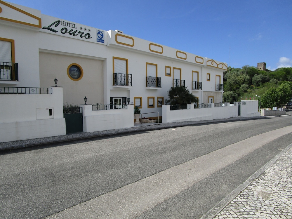 HOTEL LOURO 61/69