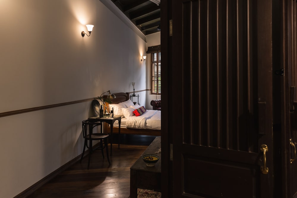 103 - Bed And Brews 25/50