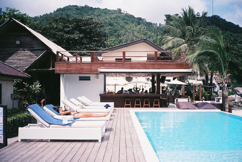 Silver Beach Resort 6/65
