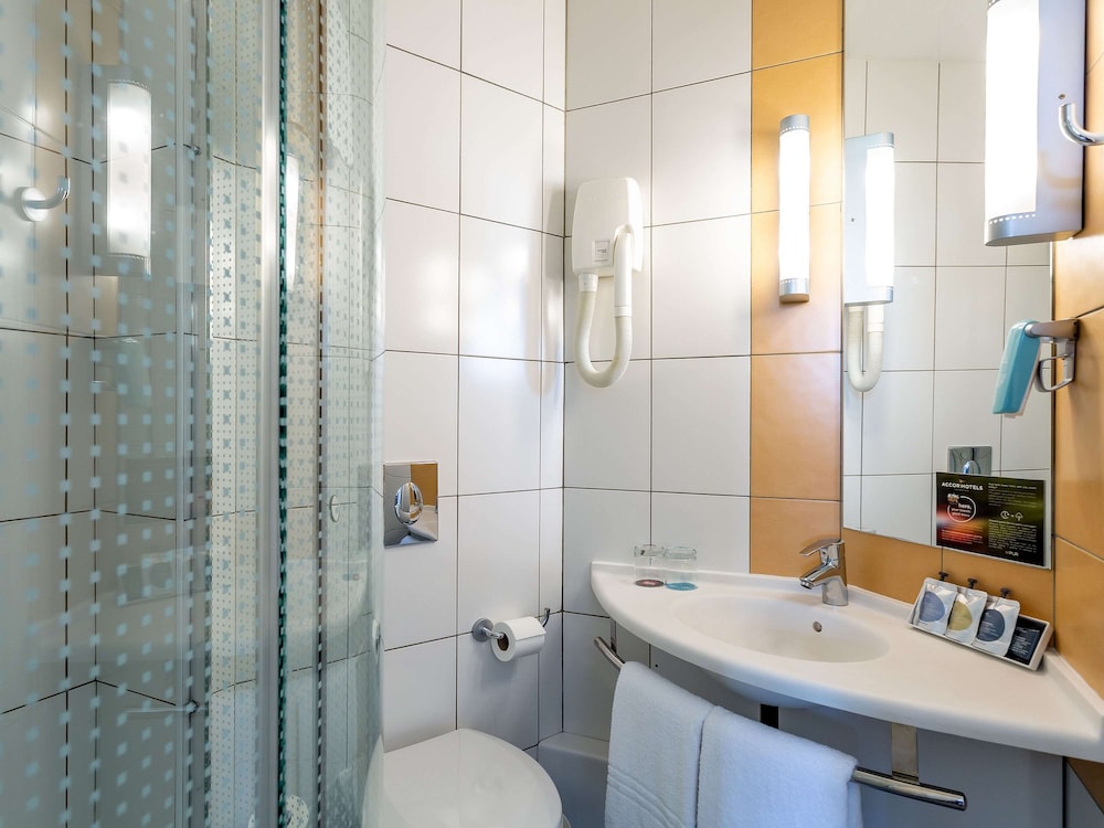 Ibis Kiev City Center 43/47