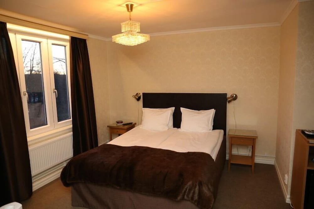 Hotell S:t Olof 10/42