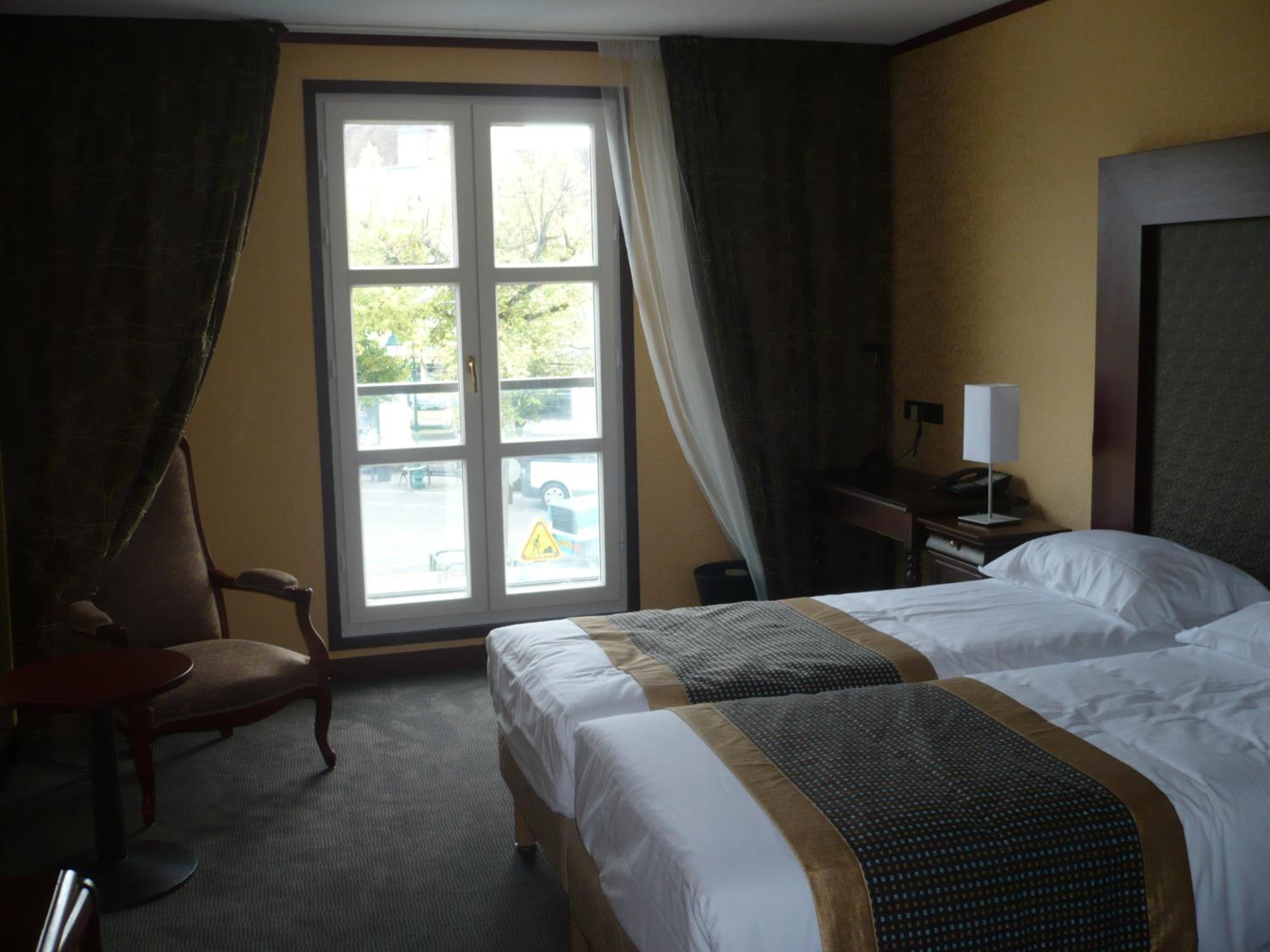 Hotel De France 12/37