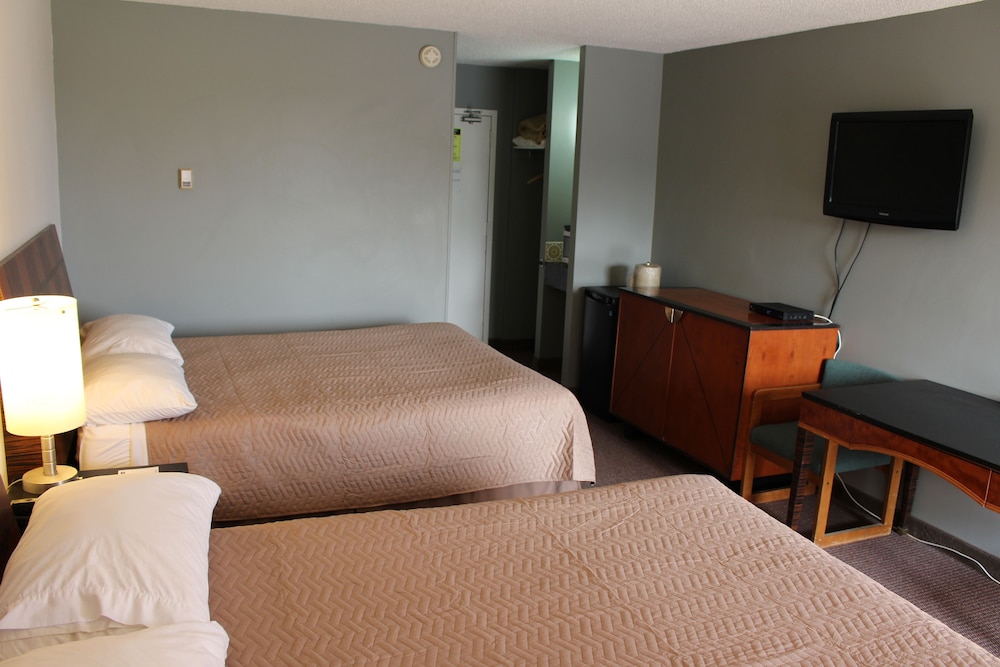 Travelodge by Wyndham Swift Current 27/53