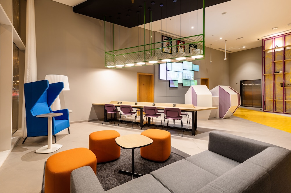 Studio M Arabian Plaza 42/53