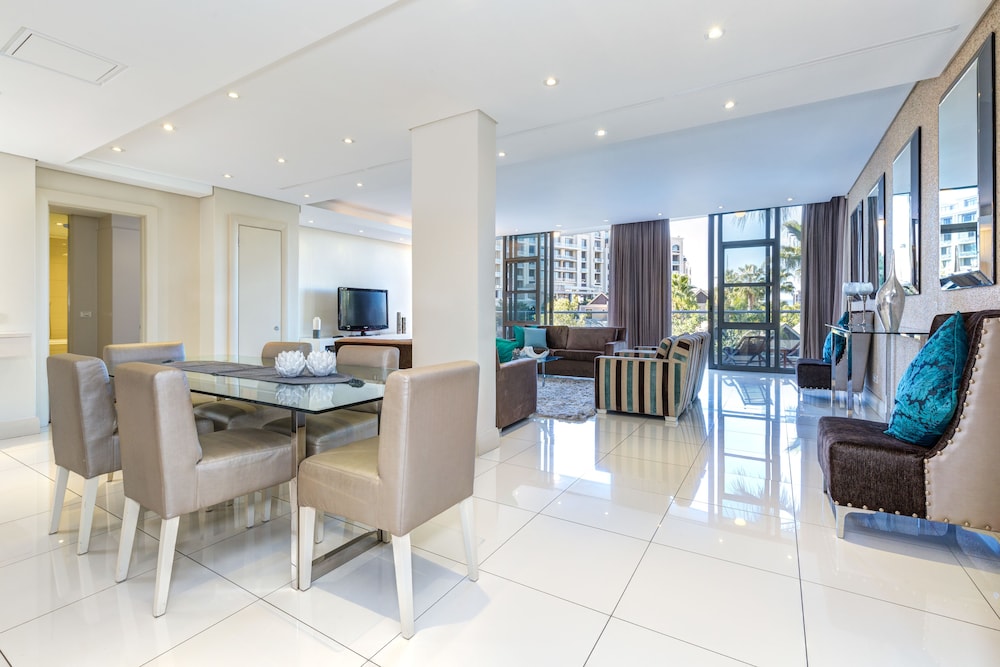 Lawhill Luxury Apartments 61/73