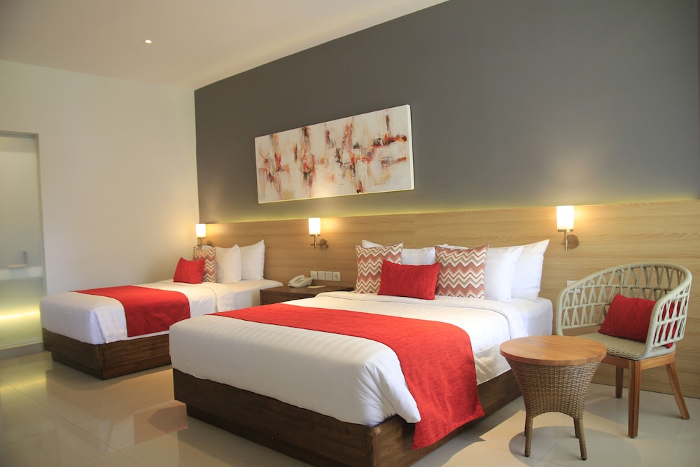 The Cakra Hotel 11/42