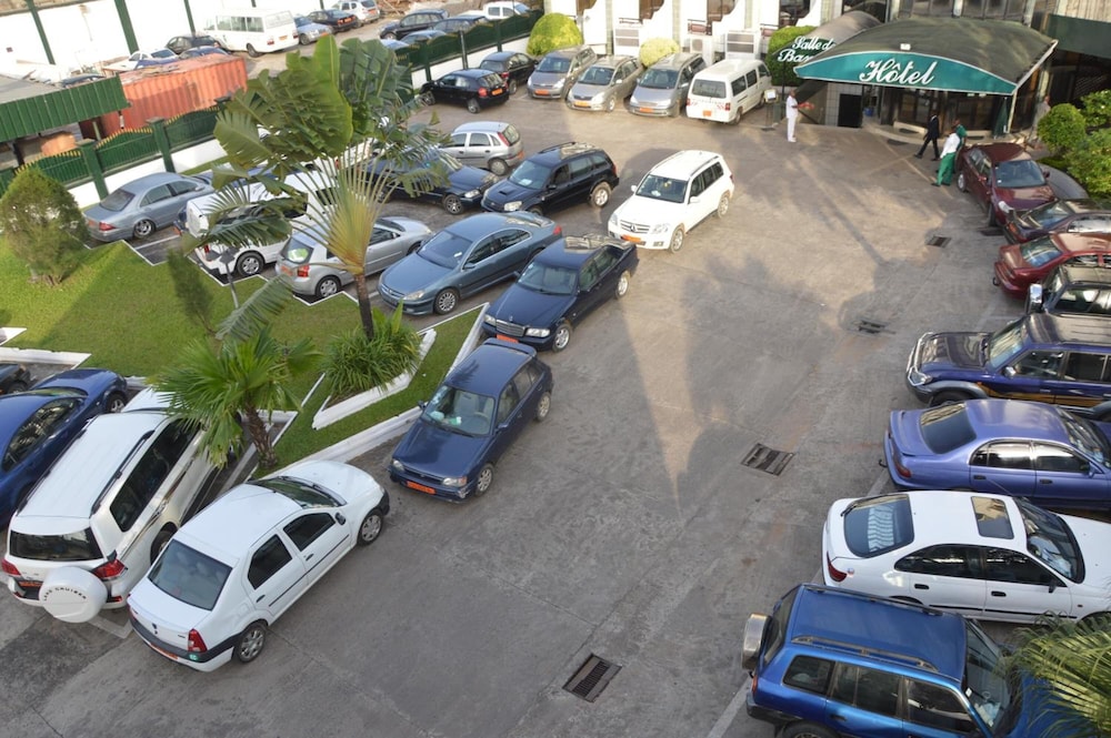 Vallee Des Princes Hotel 39/47