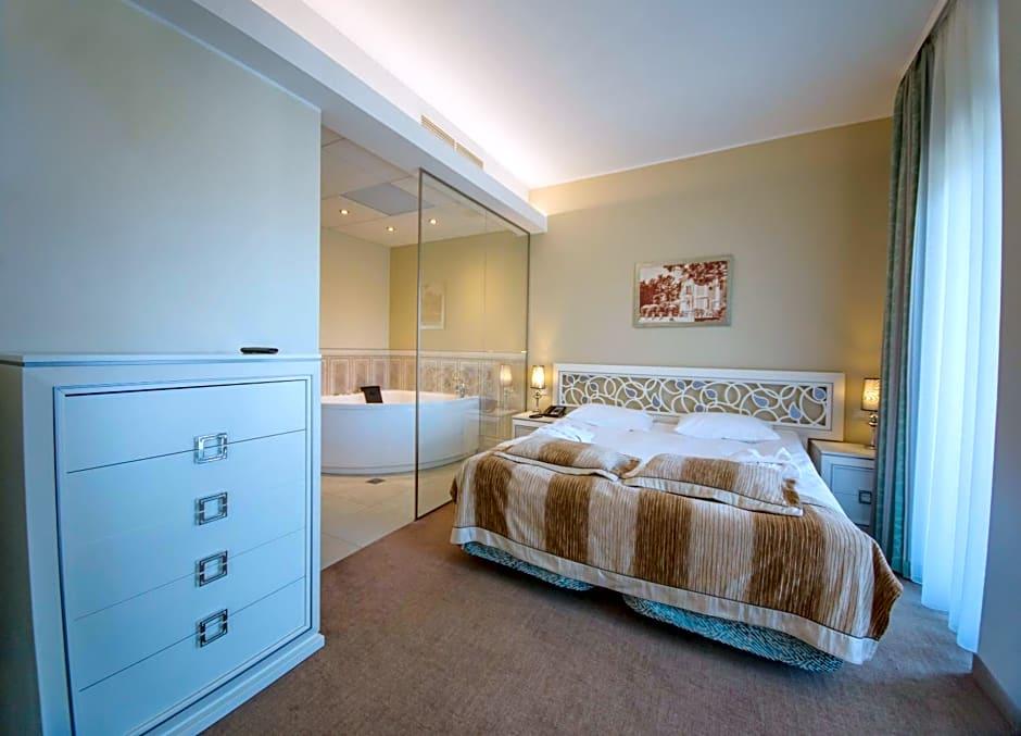 Noorus Spa Hotel 10/79